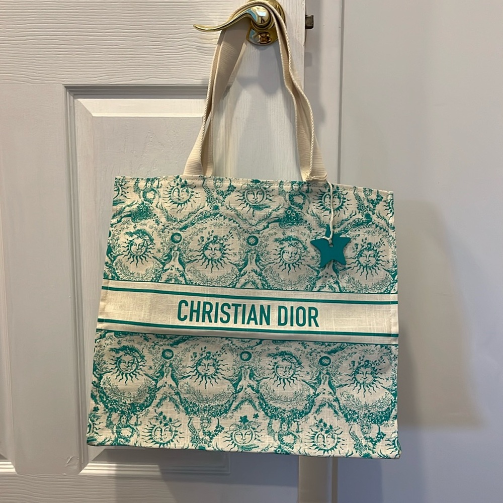 Dior Diorvera beach tote bag